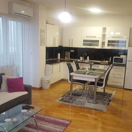 Fantasy Apartment Tuzla Eksteriør bilde