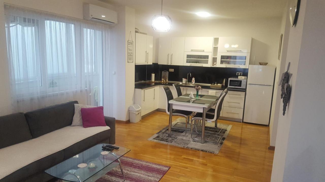 Fantasy Apartment Tuzla Eksteriør bilde